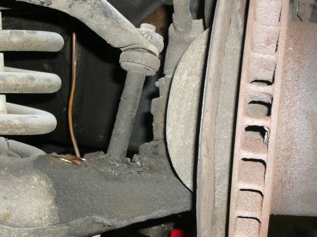 Kallistuksenvakaajan tukivarrenp��