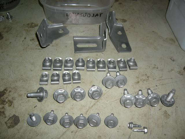 Lokasuojien nippelit