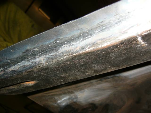 Per�kontin oikea tukikaarilaippa hiottu