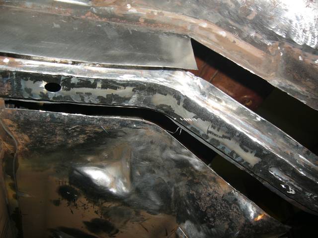 Per�kontin vasen tukikaari