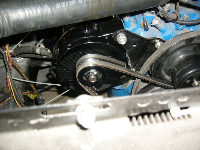 Uusi laturi paikalleen